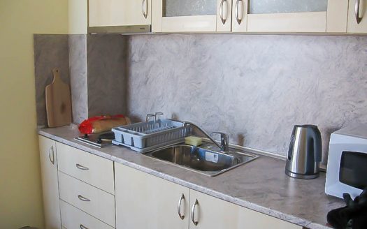 1 Bed on Pine Trees Residence