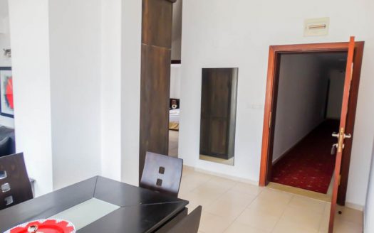 Luxurious 2 bed on Elegant Lux