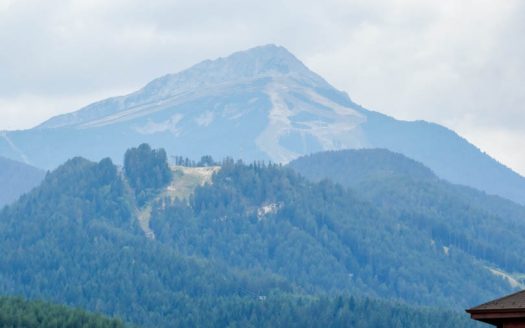 Luxurious 2 bed on Elegant Lux