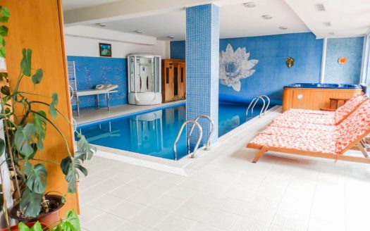 Luxurious 2 bed on Elegant Lux