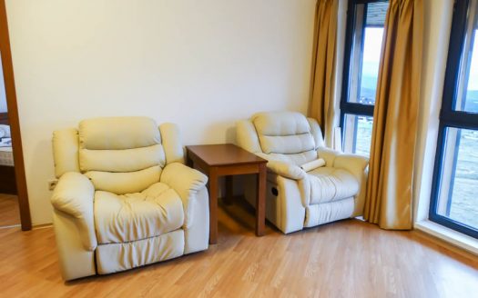 Furnished 1 bed on Aspen Heights