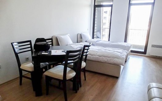 Furnished studio on Aspen Valley