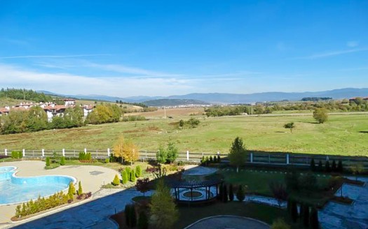 Furnished studio on Aspen Valley