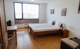 Furnished studio on Aspen Golf