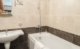 Furnished 1 bed on Aspen Heights