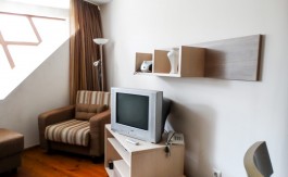 Furnished 1 bed on Eagles Nest