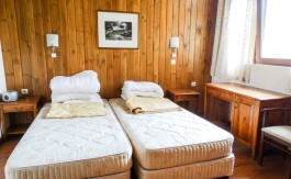 Furnished bungalow on Katarino Spa