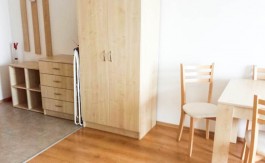 Furnished studio on Aspen Golf