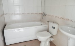 Spacious 2 bed on 3 Mountains