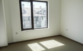 Spacious 2 bed on 3 Mountains