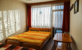 Traditional 3 story house in central bansko