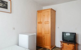 Traditional 3 story house in central bansko