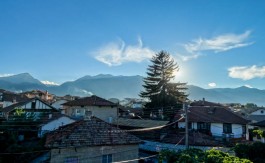 Traditional 3 story house in central bansko