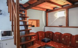 Traditional 3 story house in central bansko
