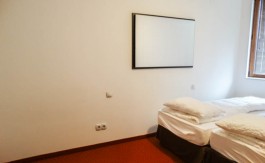 Furnished 2 bed on Demianitsa