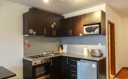 Furnished 2 bed on Demianitsa