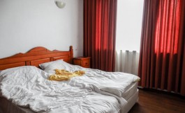 Furnished 1 bed on Winslow Atrium