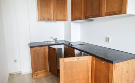 Part Furnished 1 bed on St Johns Park