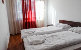 Fully furnished 2 bed on Balkan Heights