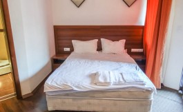 Furnished studio on Winslow Infinity