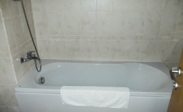 Furnished 1 bed on Aspen Golf