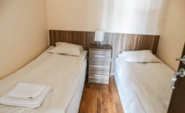 Furnished 2 bed on Casa Karina