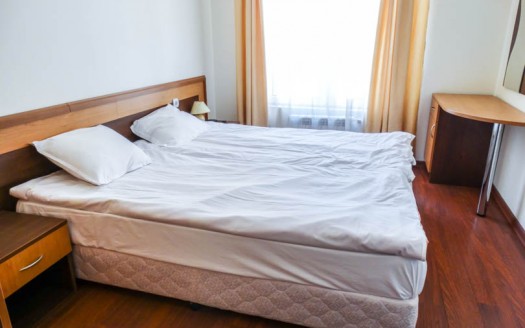 Furnished 1 bed on Bojurland