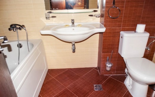Furnished 2 bed on Casa Karina