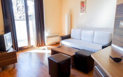 Furnished 2 bed on Casa Karina