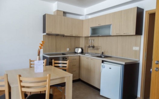 Furnished 1 bed on Aspen Golf