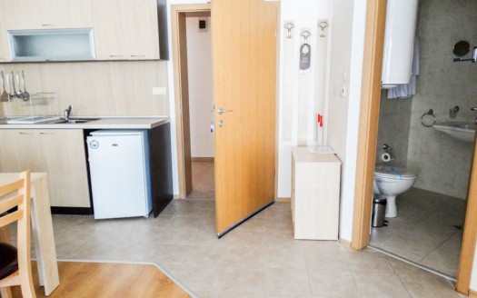 Furnished 1 bed on Aspen Golf