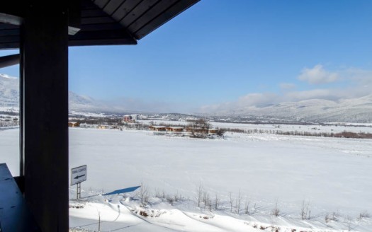 Furnished 1 bed on Aspen Golf
