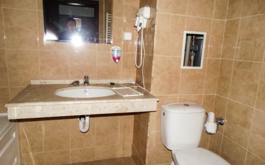 Furnished studio on Mountain Paradise 1