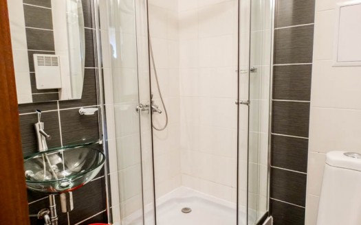 Luxurious (5*) 1 bed on Regnum