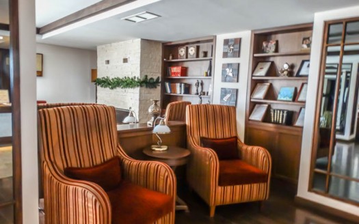Luxurious (5*) 1 bed on Regnum