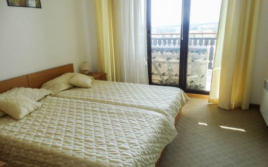 Furnished 2 bed on 3 Mountains
