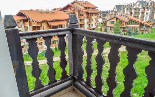 Unfurnished 1 bed on Balkan Heights