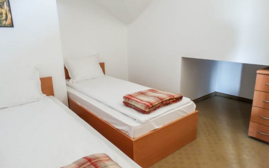 Penthouse 2 bed on 3 Mountains