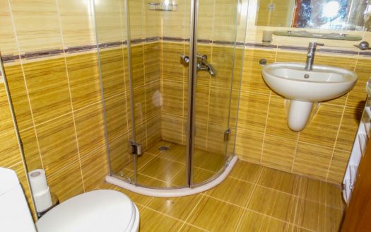 Furnished 2 bed on Grand Montana