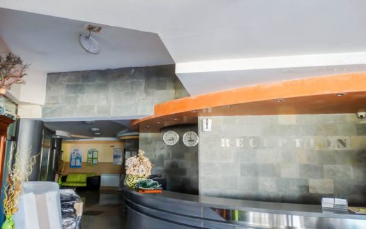 Furnished 2 bed on Grand Montana