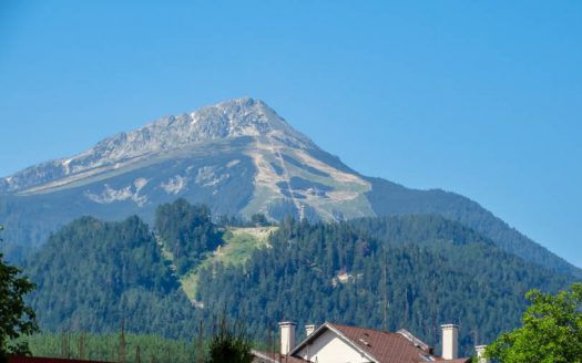 Furnished 2 bed on Grand Montana