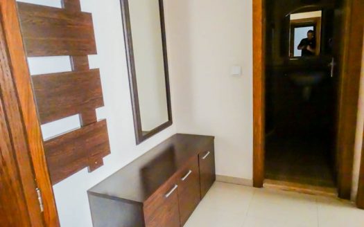Furnished 2 bed on Grand Montana