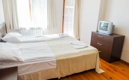 Furnished 2 bed on Grand Montana