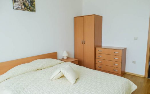 Furnished 2 bed on Pirin Residence