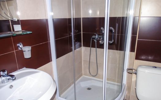 Furnished 2 bed on Balkan Heights