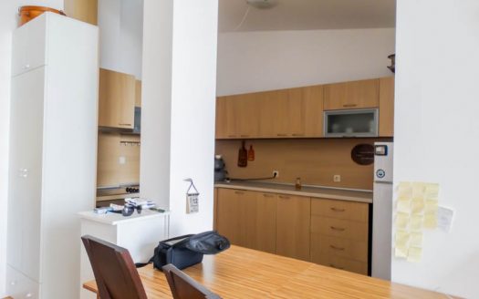 Furnished 2 bed on Aspen Golf