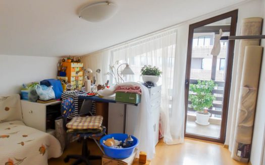 Furnished 2 bed on Aspen Golf