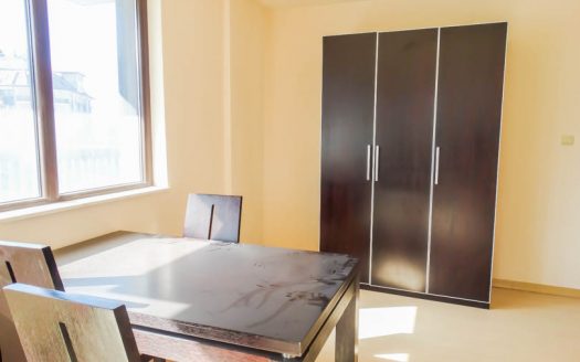 Furnished 2 bed on Phoenix II