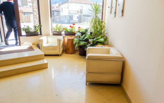 Furnished 2 bed on Phoenix II