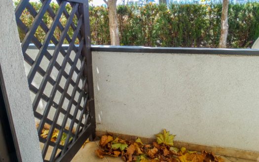 Furnished studio on Sunrise